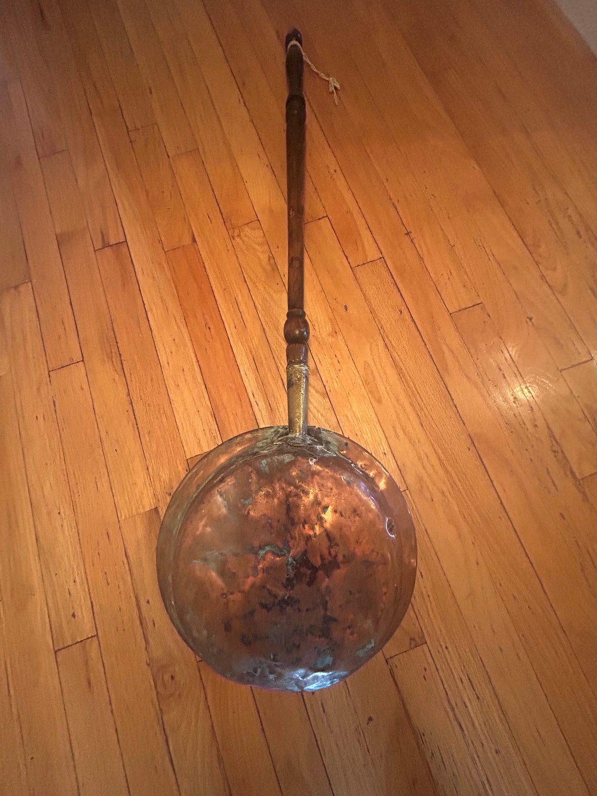 Victorian Hearthside Charm: Antique Hand-Hammered Copper Bed Warmer